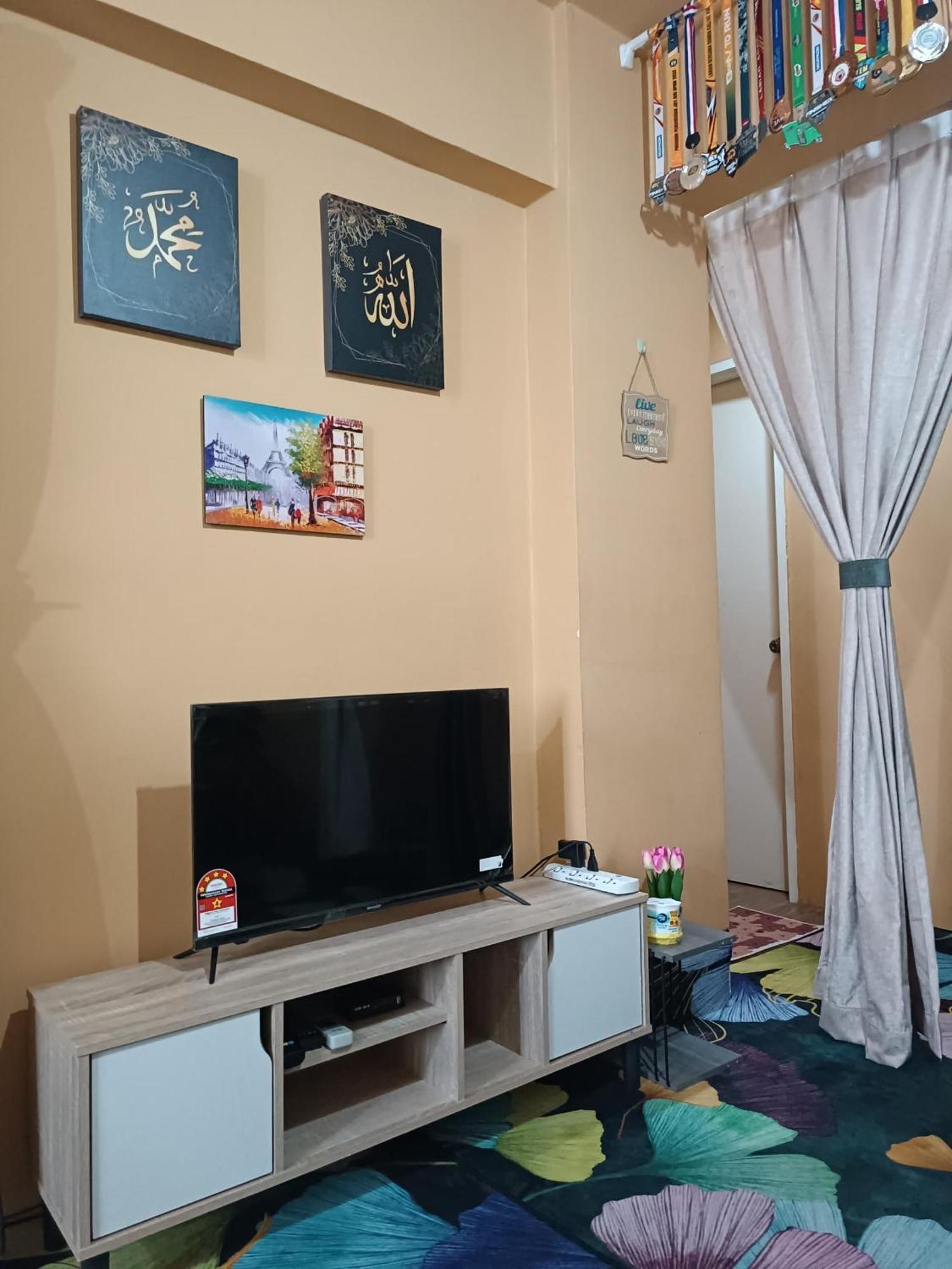 M.Fr Homestay Pangsapuri Putra Damai Putrajaya Ngoại thất bức ảnh