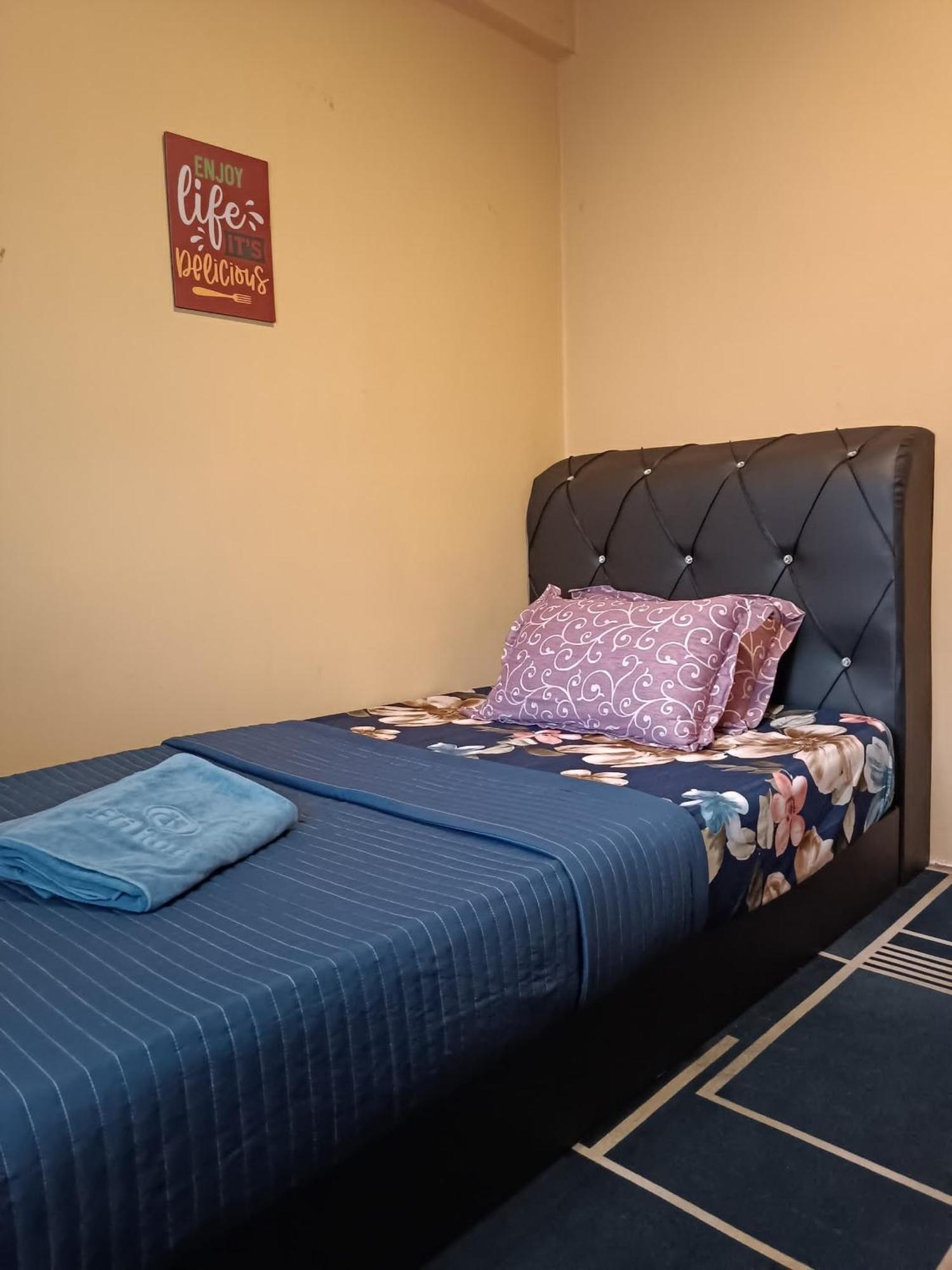 M.Fr Homestay Pangsapuri Putra Damai Putrajaya Ngoại thất bức ảnh